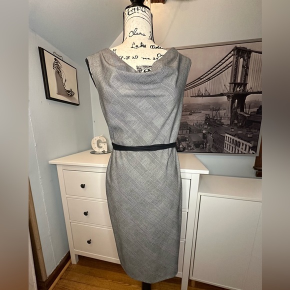 Sleeveless cowl scoop neck corporate style dress. Chic and flattering. - Picture 8 of 14